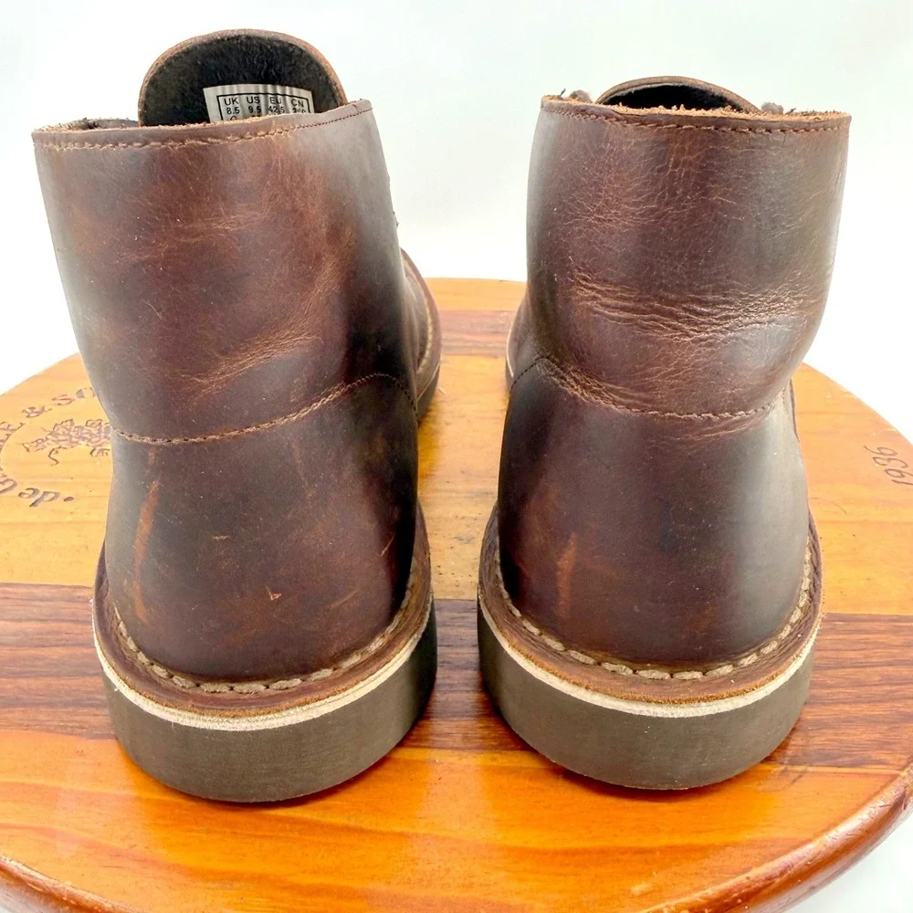 Clarks Bushacre 2 Boots Mens 9.5 Beeswax Brown Leather Chukka Desert Ankle Shoes